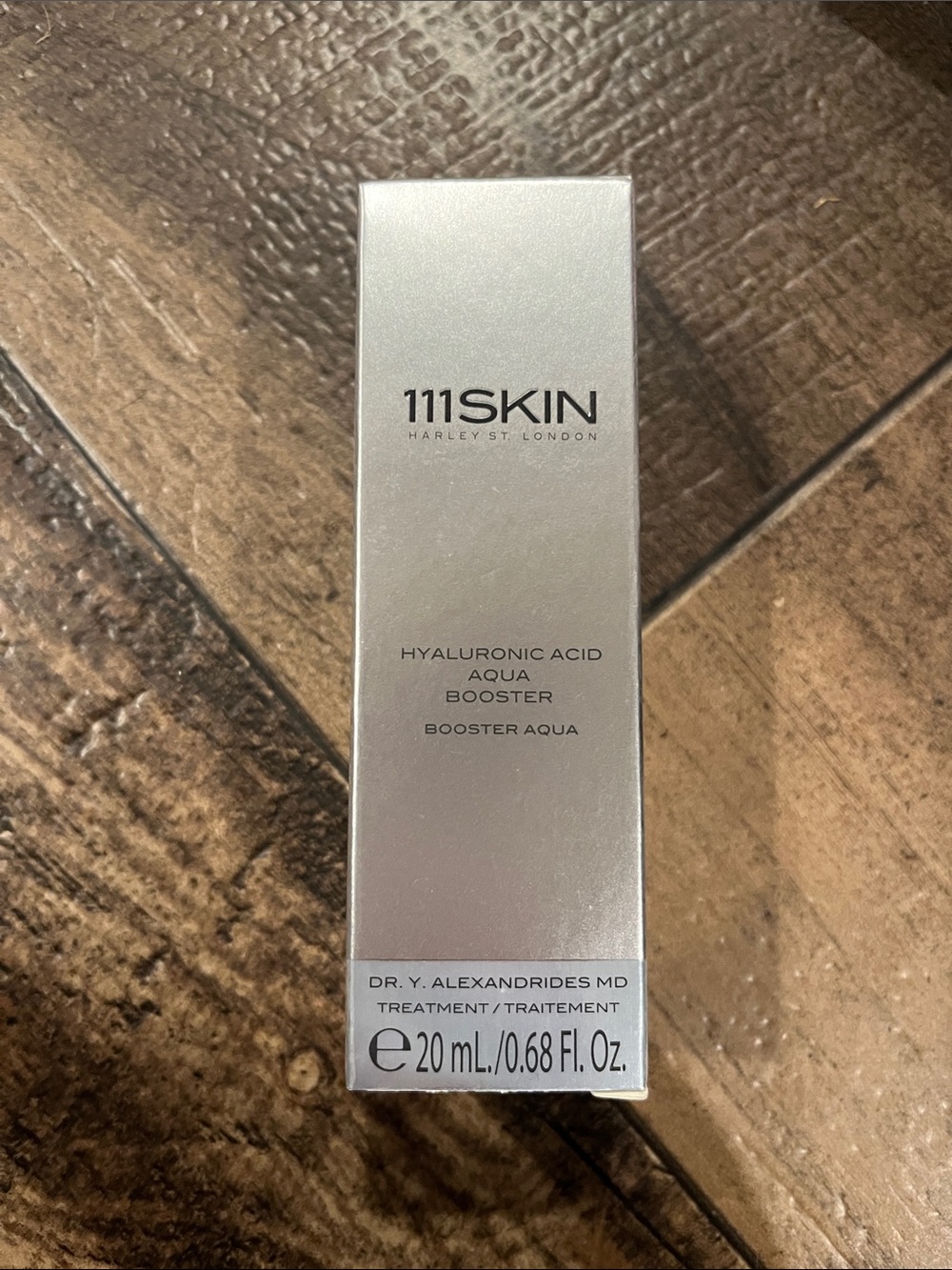 111SKIN Hyaluronic Acid Aqua Booster - Silver Box